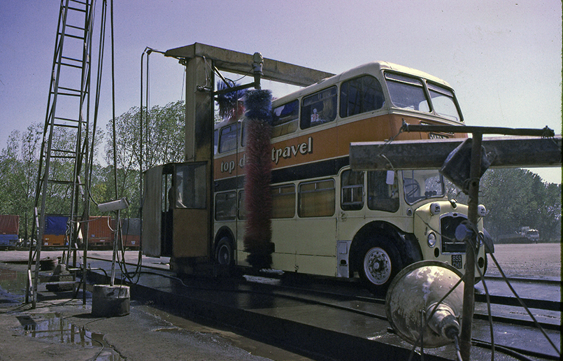 Bus wash Istanbul